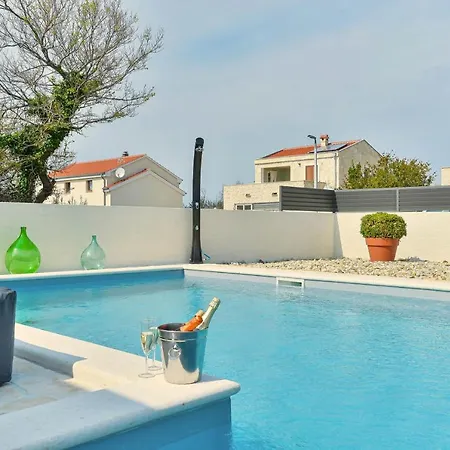 빌라 Jolie 프리블라카