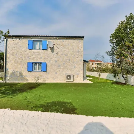 Villa Jolie *